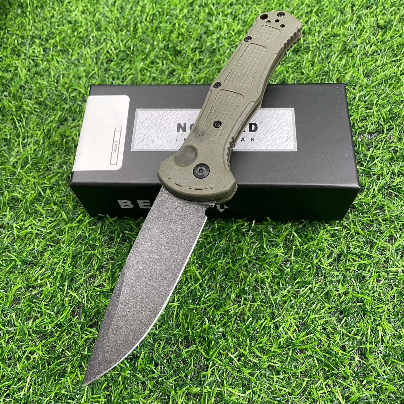 Outdoor Self Defense Automatic Jump Knife, 9070 Pocket Folding Knife, D2 Steel Blade Non-Slip Fiberglass Handle, EDC Multi-Functional Sharp Tactical Knife for Outdoor, Tactical, Survival and EDC
